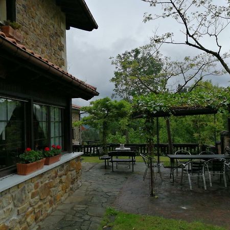 Agroturismo Iturbe Axpe de Busturia Exterior photo